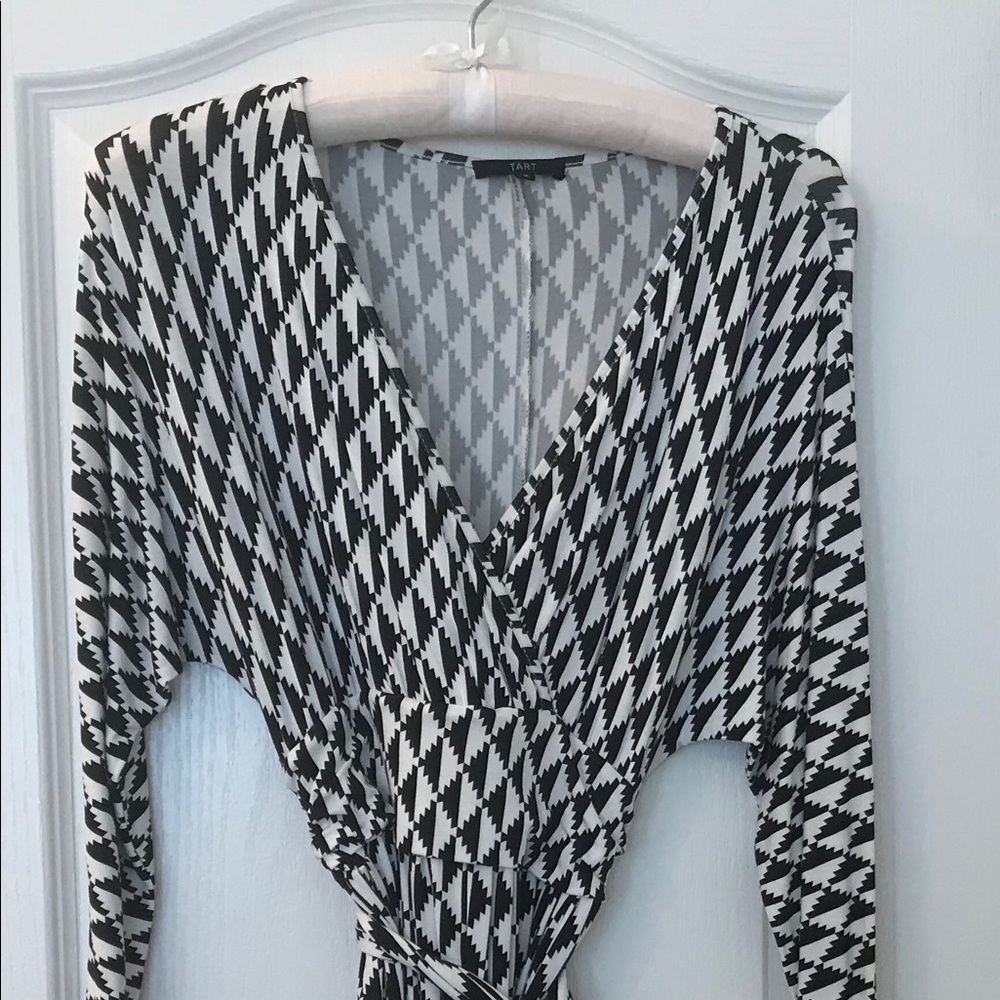 Tart Geometric Shaped Black & White Wrap Dress
